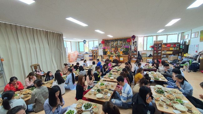 A light moment of the Vesak ceremony overseas